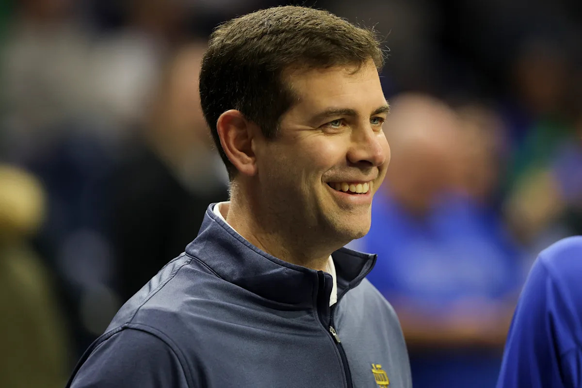 After Hubert Davis&rsquo; firing, Celtics exec Brad Stevens reportedly says he&rsquo;s not interested in UNC job