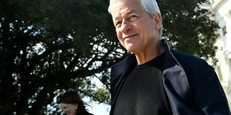 ‘Skunk at the party’: Jamie Dimon warns of recession risks amid ongoing wars—but also stagflation