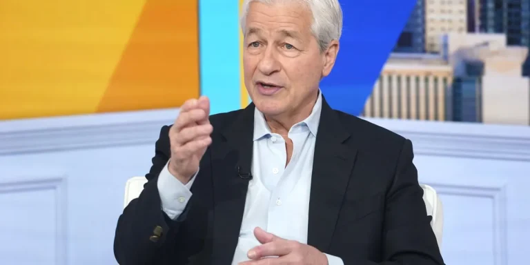 JPMorgan has 300K employees, but Jamie Dimon says it wins by deploying small teams like Navy SEALs
