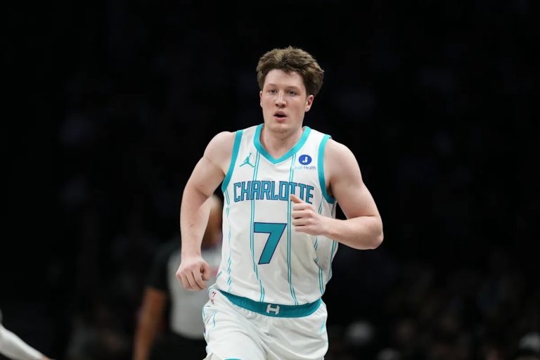 Kon Knueppel breaks Kemba Walker's Hornets 3-point record as Rookie of the Year campaign continues