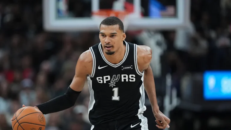 Where to watch San Antonio Spurs vs Milwaukee Bucks: Live stream, start time, TV channel, odds for Saturday, March 28