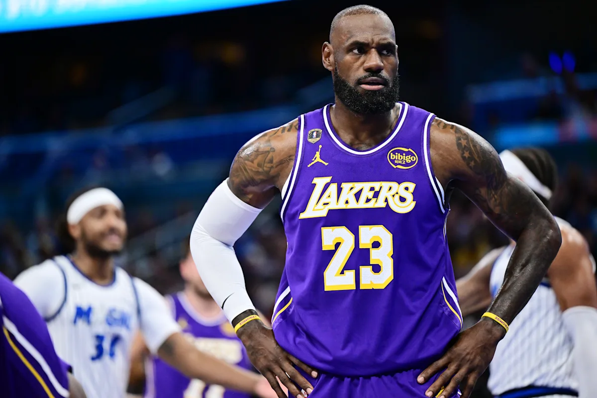 LeBron James on turning in scoreless first half in Lakers' loss to Pistons: 'It's the role that I'm playing'